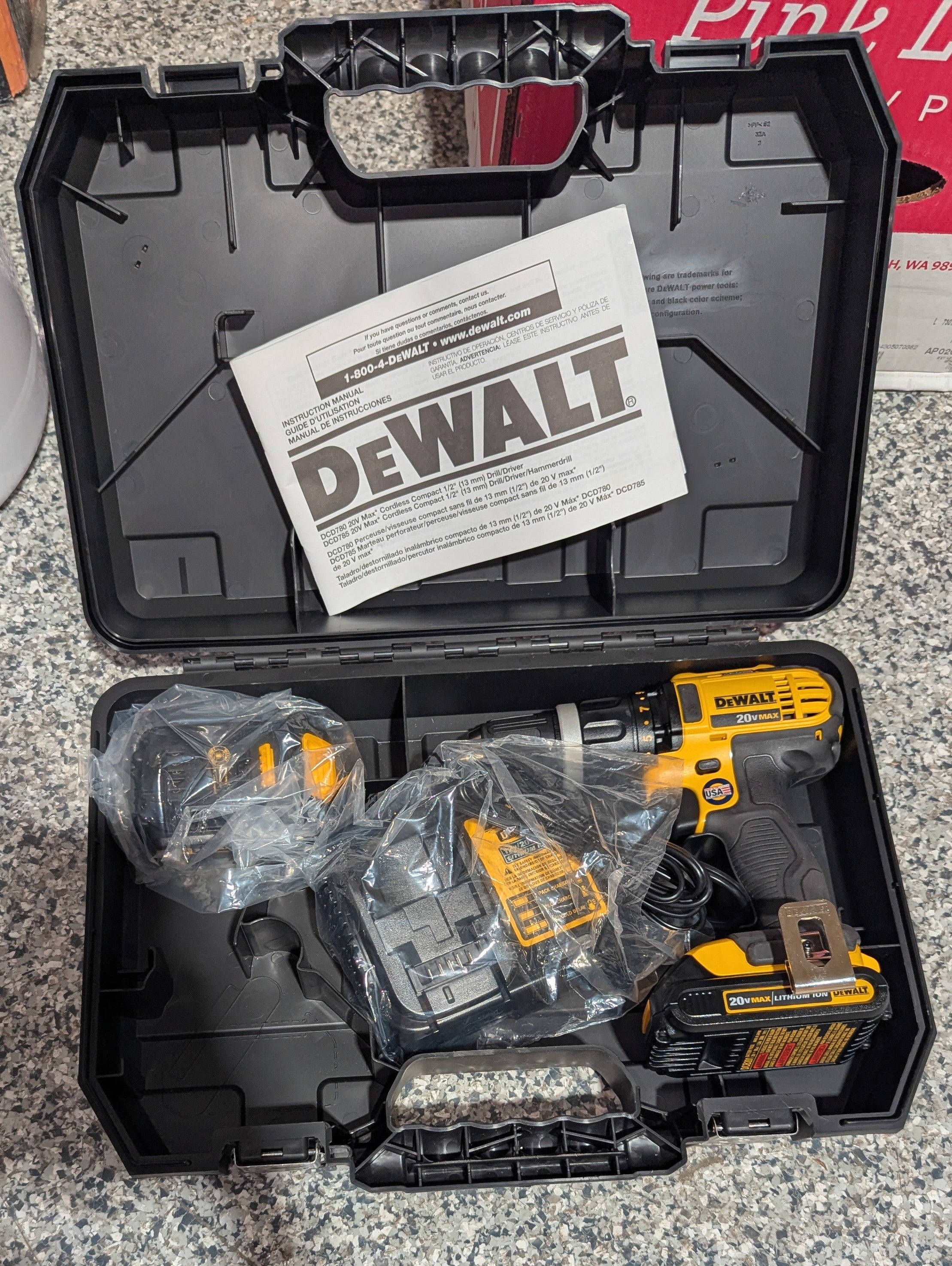 20-Volt MAX Cordless 1/2 in. Drill/Driver, (2) 20-Volt 1.3Ah Batteries, Charger