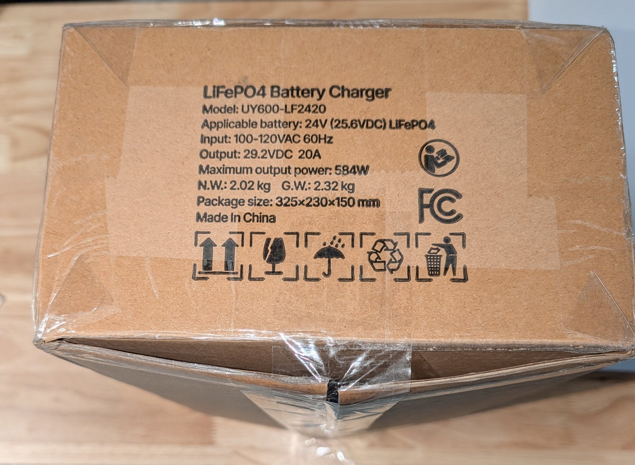 VEVOR 24V 20A Lithium Battery Charger, 29. 2V, AC - DC LiFePO4 Smart Charger, with Anderson Connector, LED Indicator - Stu's Home Improvement Outlet