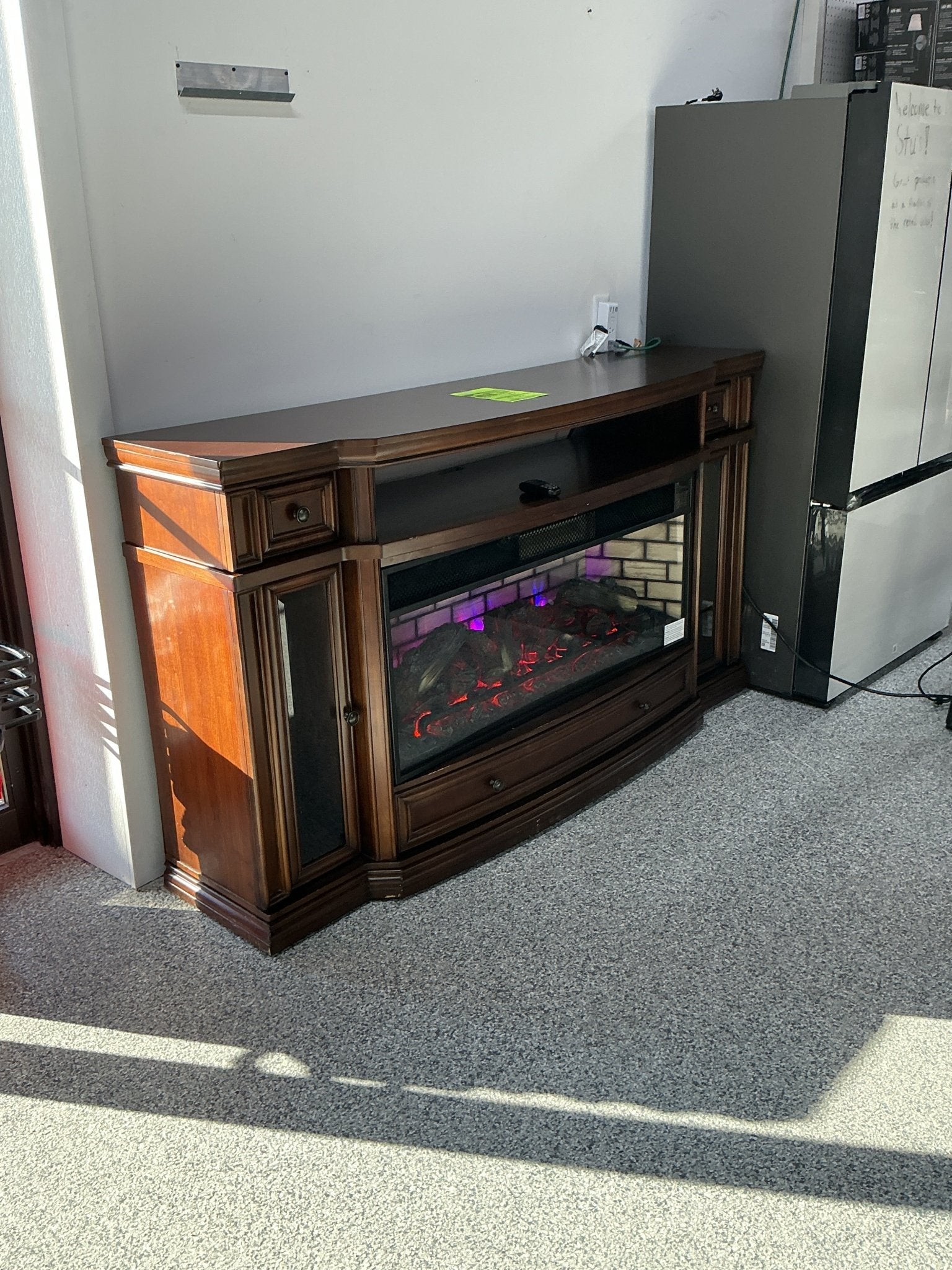 Klamath 75” Fireplace - Stu's Home Improvement Outlet