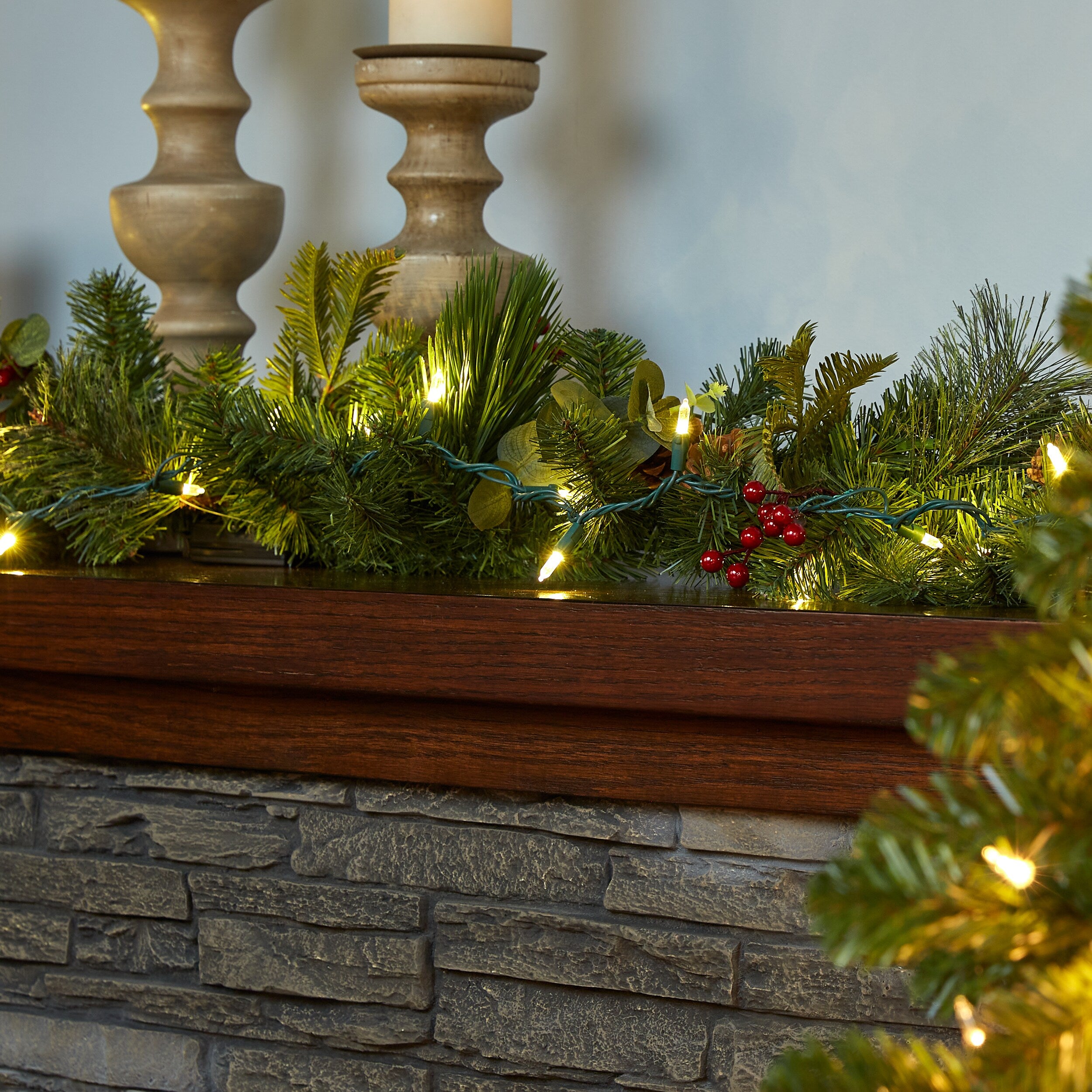 GE StayBright 100 -Count 24.7-ft White LED Plug-In Christmas String Lights