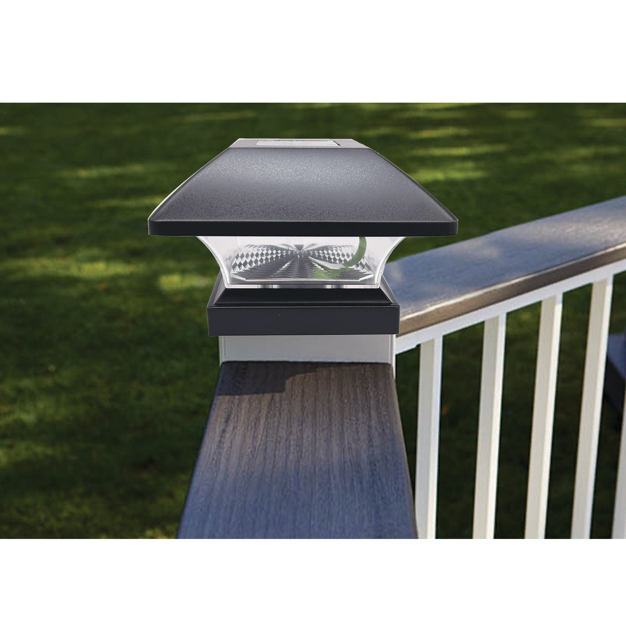 Project Source 4-in x 4-in 5 -Lumens Black Solar LED Outdoor Post cap light 2800-K