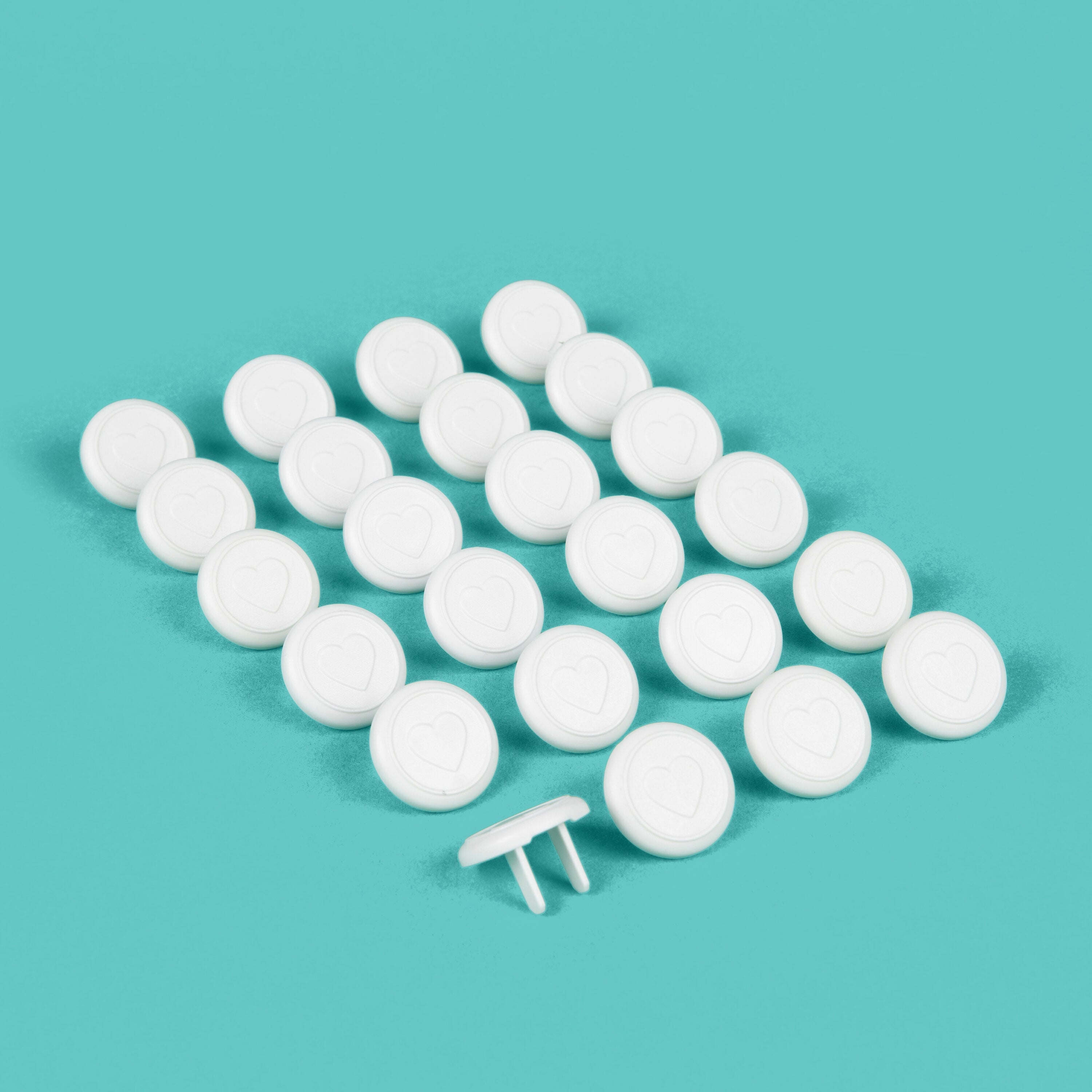 Regalo Home Safety White Outlet plugs 24 -Pack