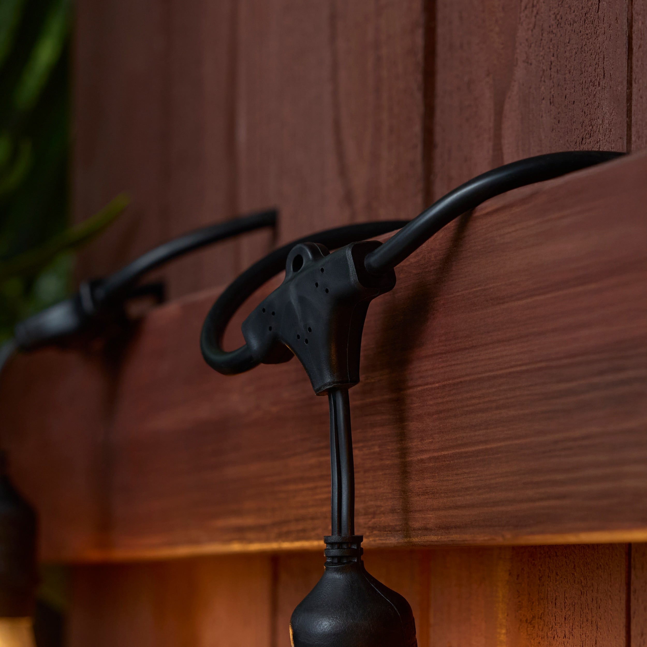 Harbor Breeze 48-ft Plug-in Black Indoor/Outdoor String Light with 24 White -Light LED Edison Bulbs