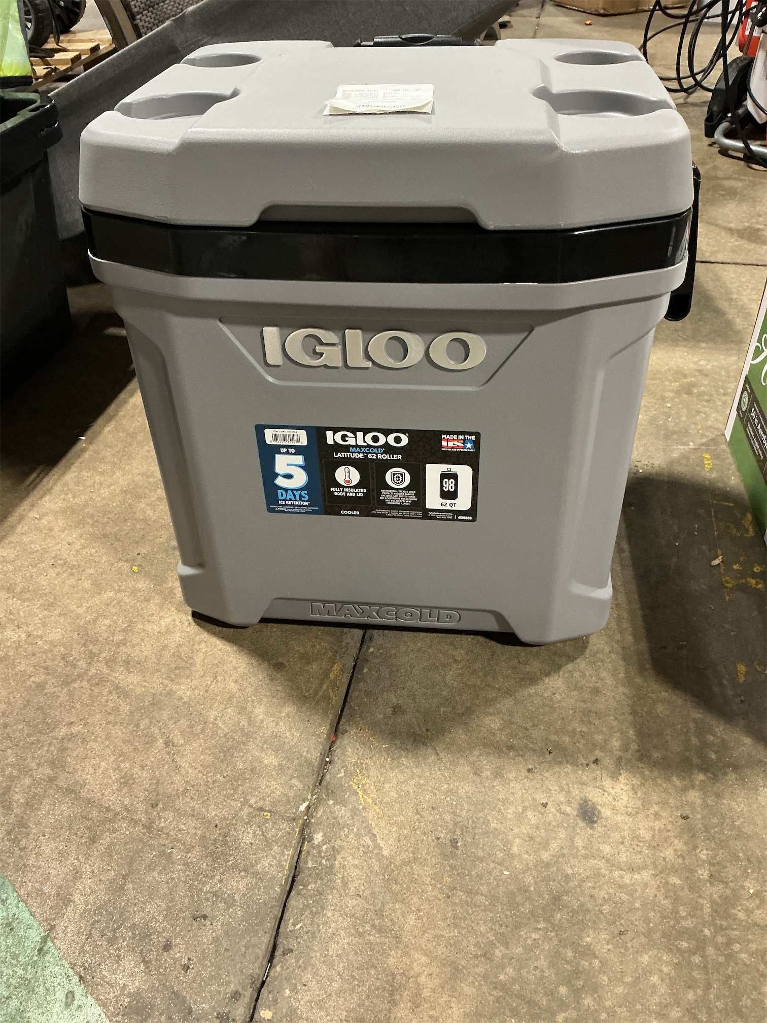 Igloo - 62 QT LATD MC RLR CARB 2P