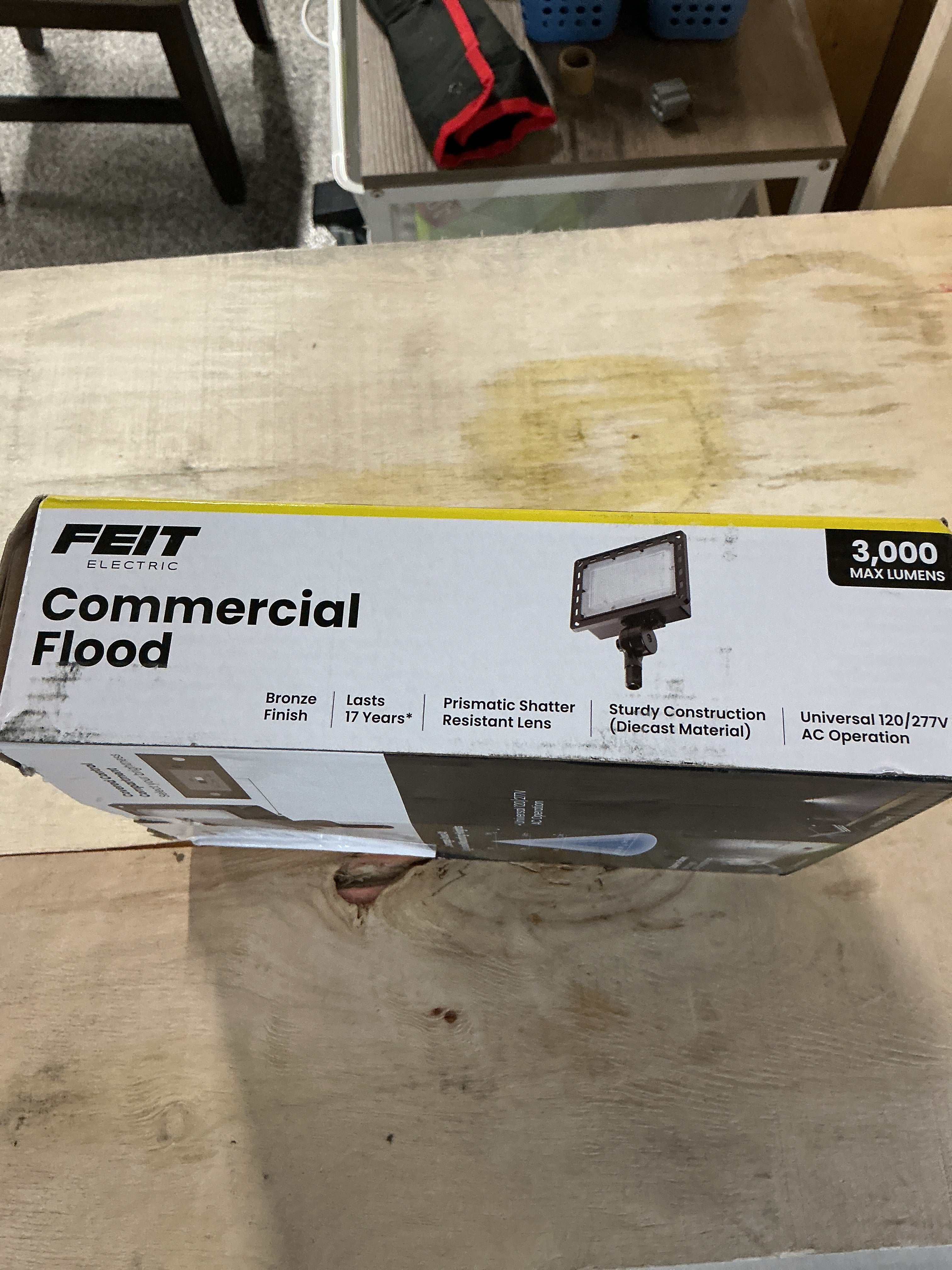 1000/2000/3000 Lumen Select Integrated LED Bronze Dusk to Dawn Commercial Ground/Wall Flood Light, 4000K