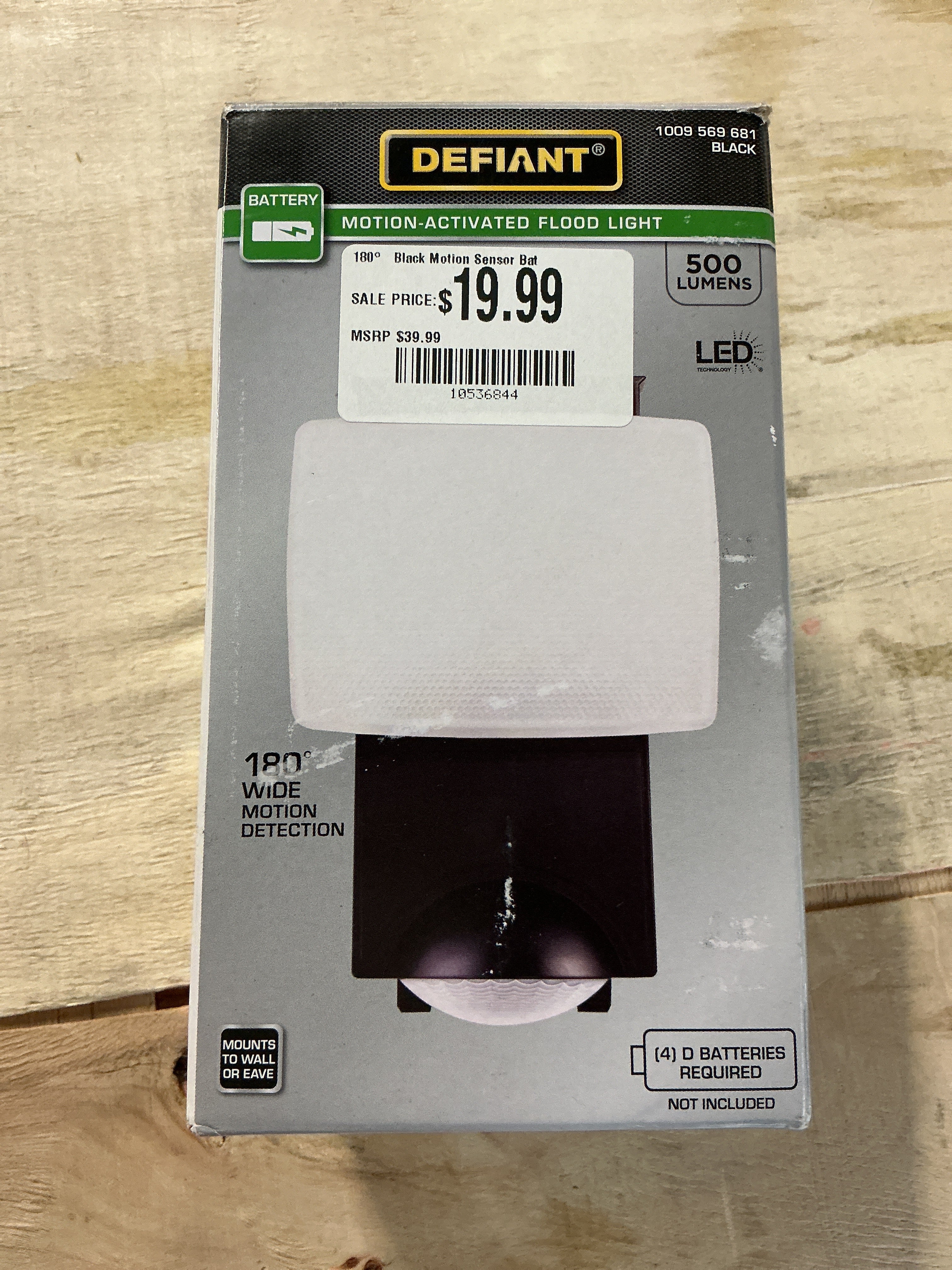 180° Black Motion Sensor Battery Powered Outdoor 1-Head Dusk to Dawn LED Security Flood Light 500 Lumens