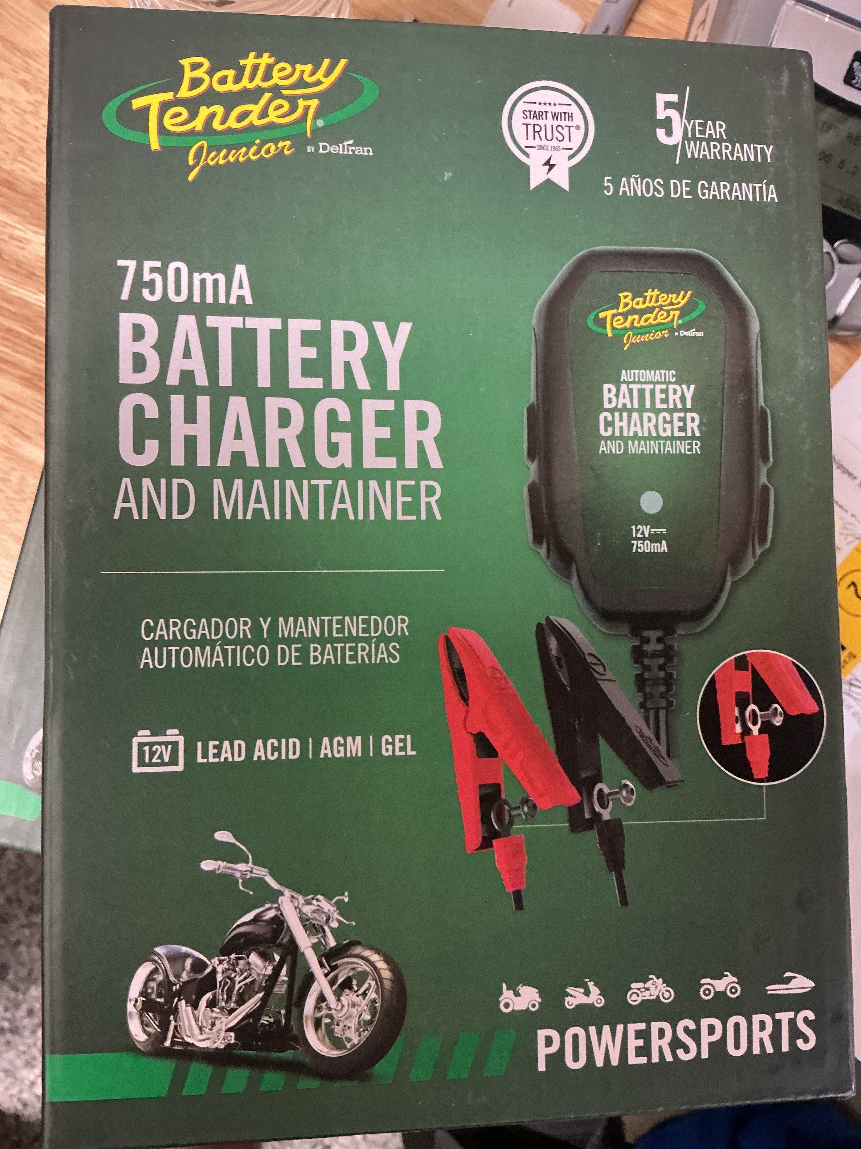 Battery Tender 0.75-Amp 12-Volt Car Battery Charger