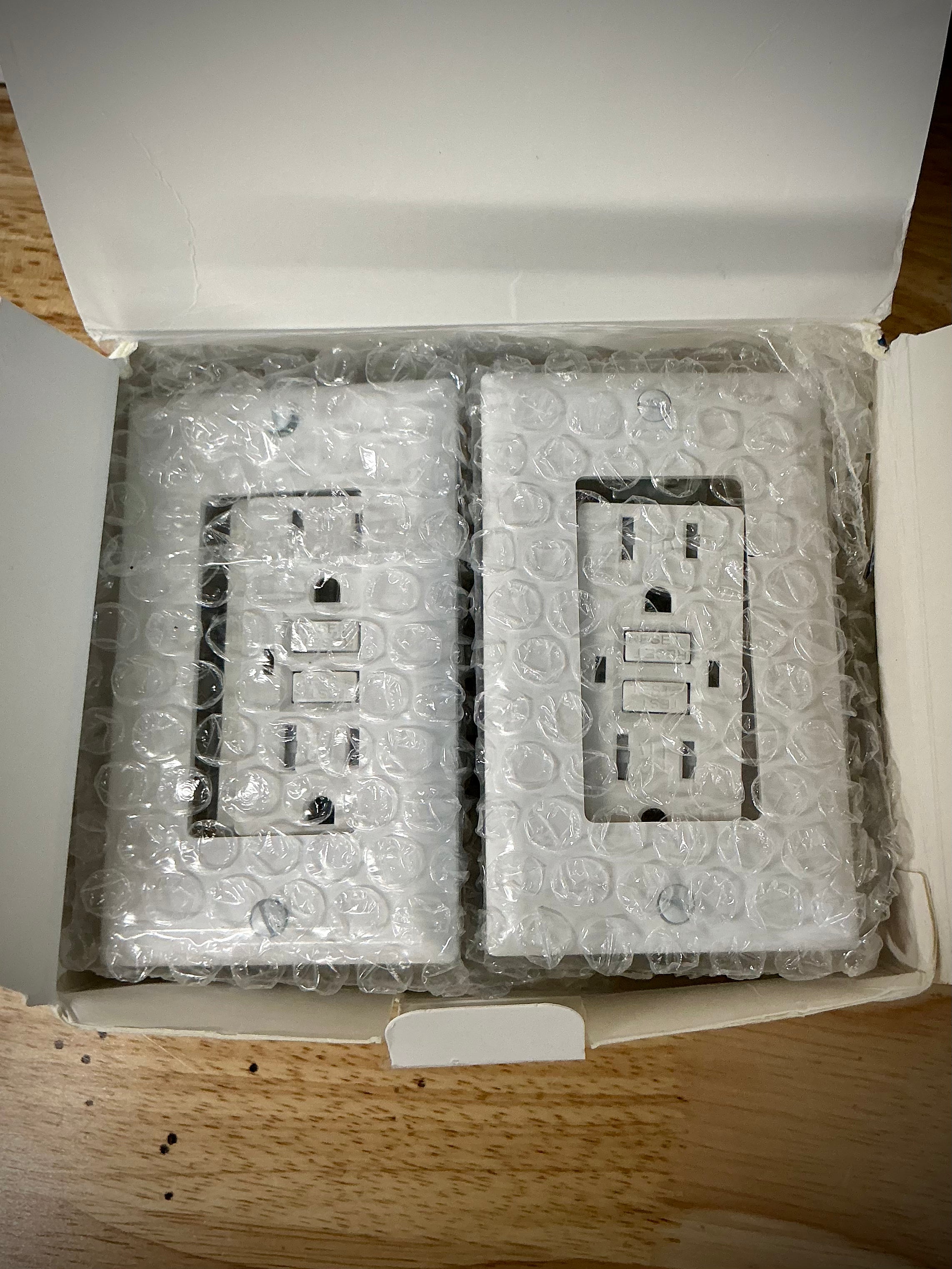DEWENWILS 15A GFCI Outlet Receptacle, Self-Test GFCI with LED Indicator, Tamper Resistant, Weather Resistant, Decorative Wallplate Included, UL Listed, 2-Pack, White