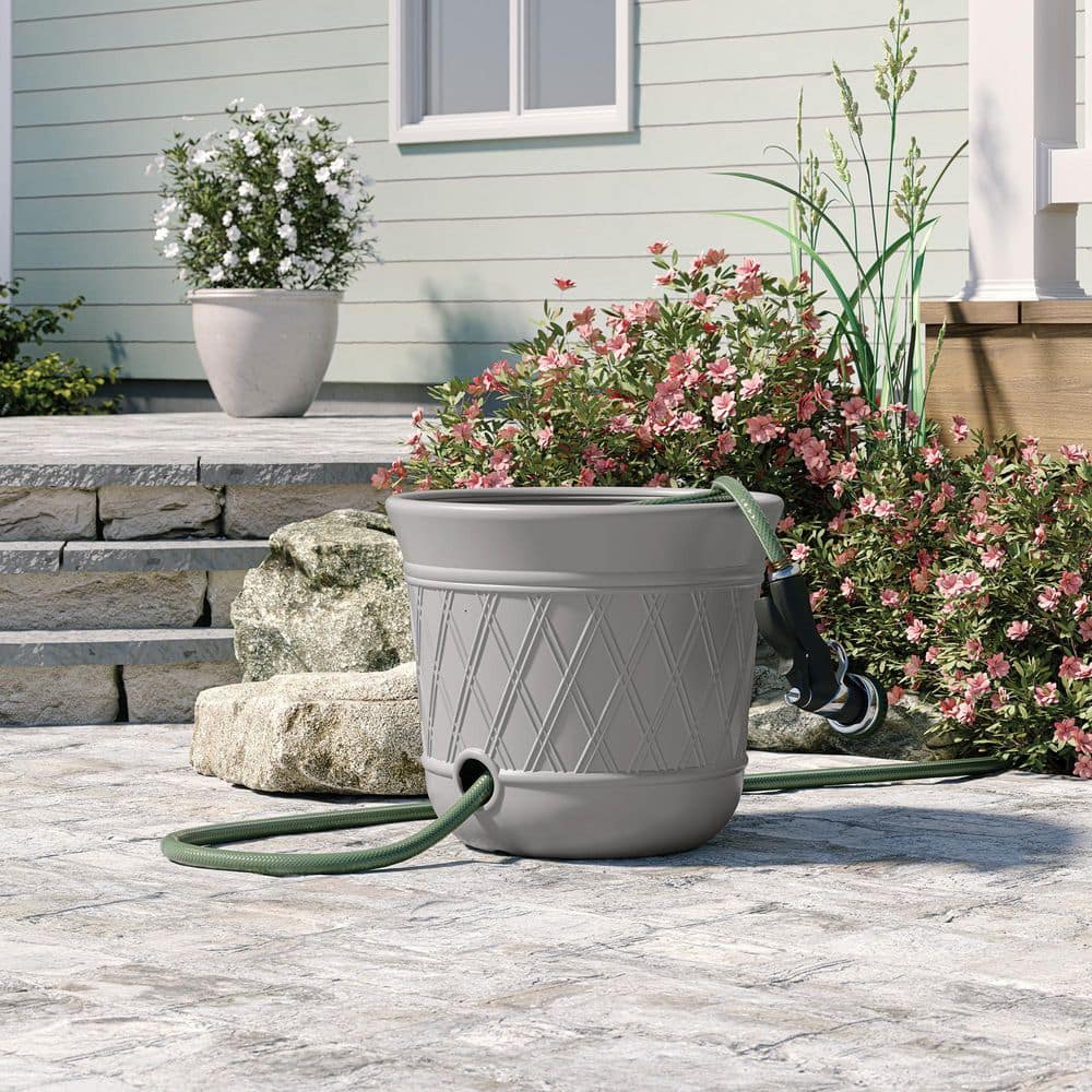 Lattice Hose Pot