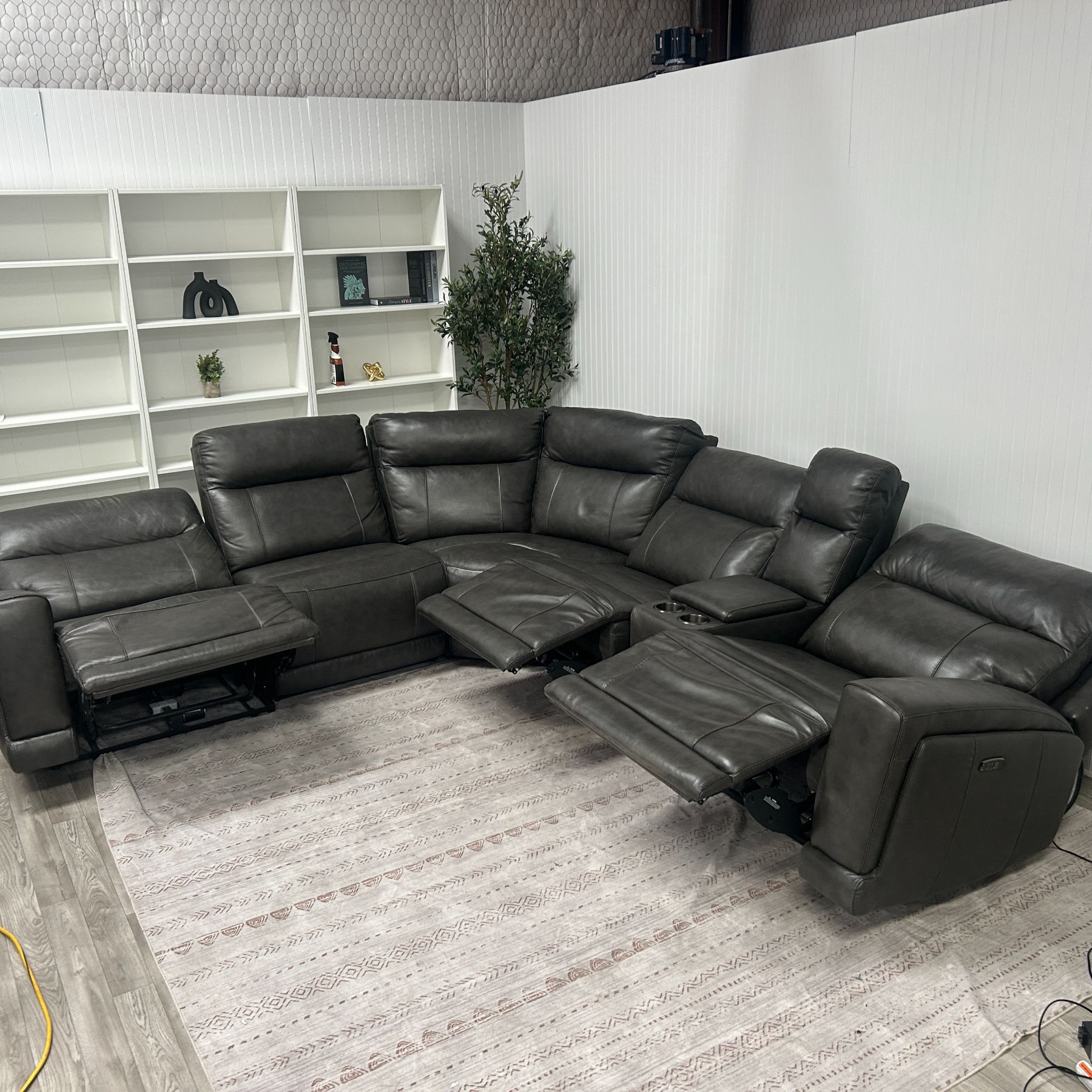 Lauretta 6-piece Leather Power Reclining Sectional with Power Headrests