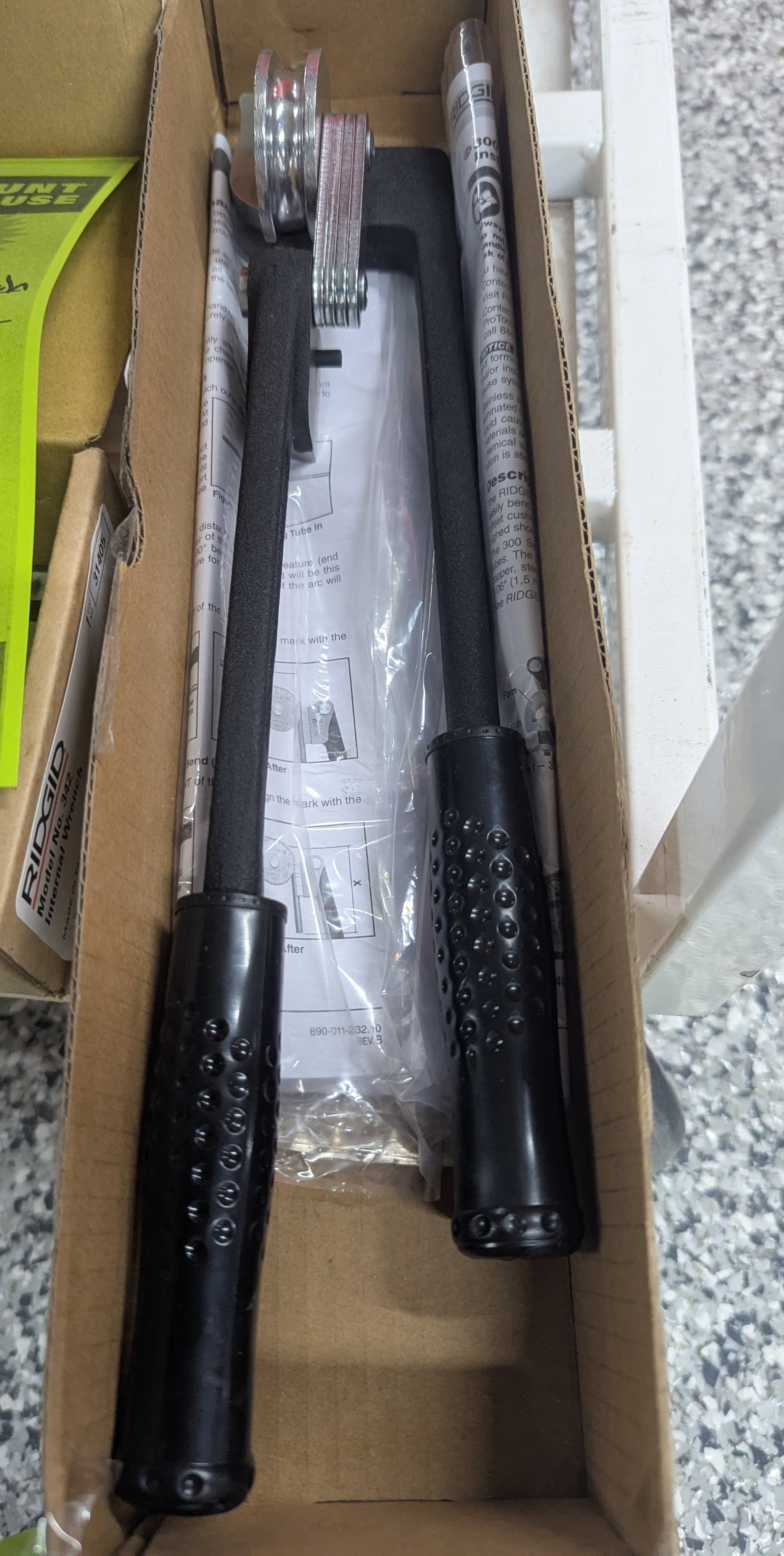 Model 406 3/8 in. - 15/16 in. Capacity Pipe and Tubing Cutter /Bender for Annealed Copper, Steel, Stainless Steel