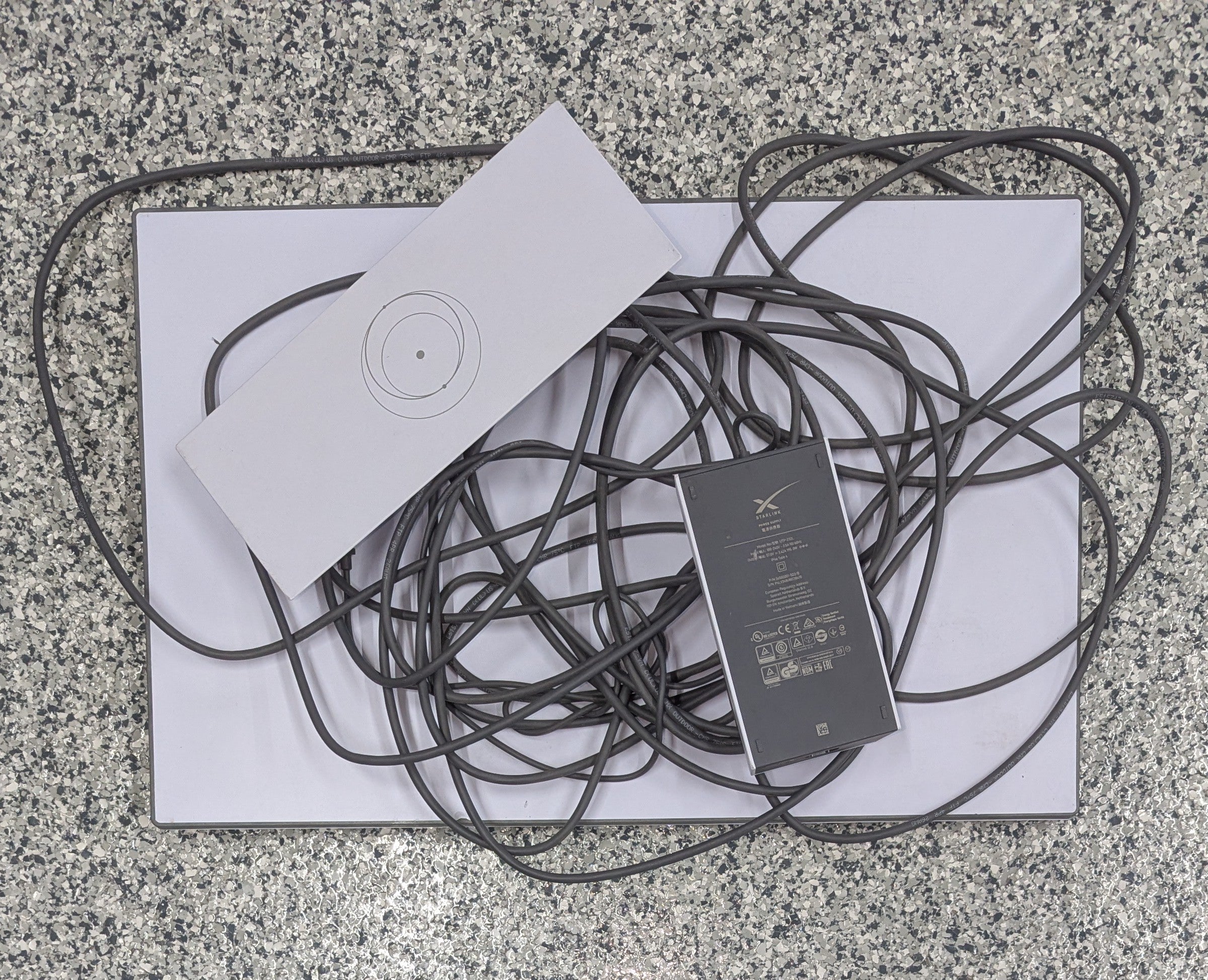 Starlink SpaceX Standard Kit: High-Speed, Low-Latency Internet (Latest Model)