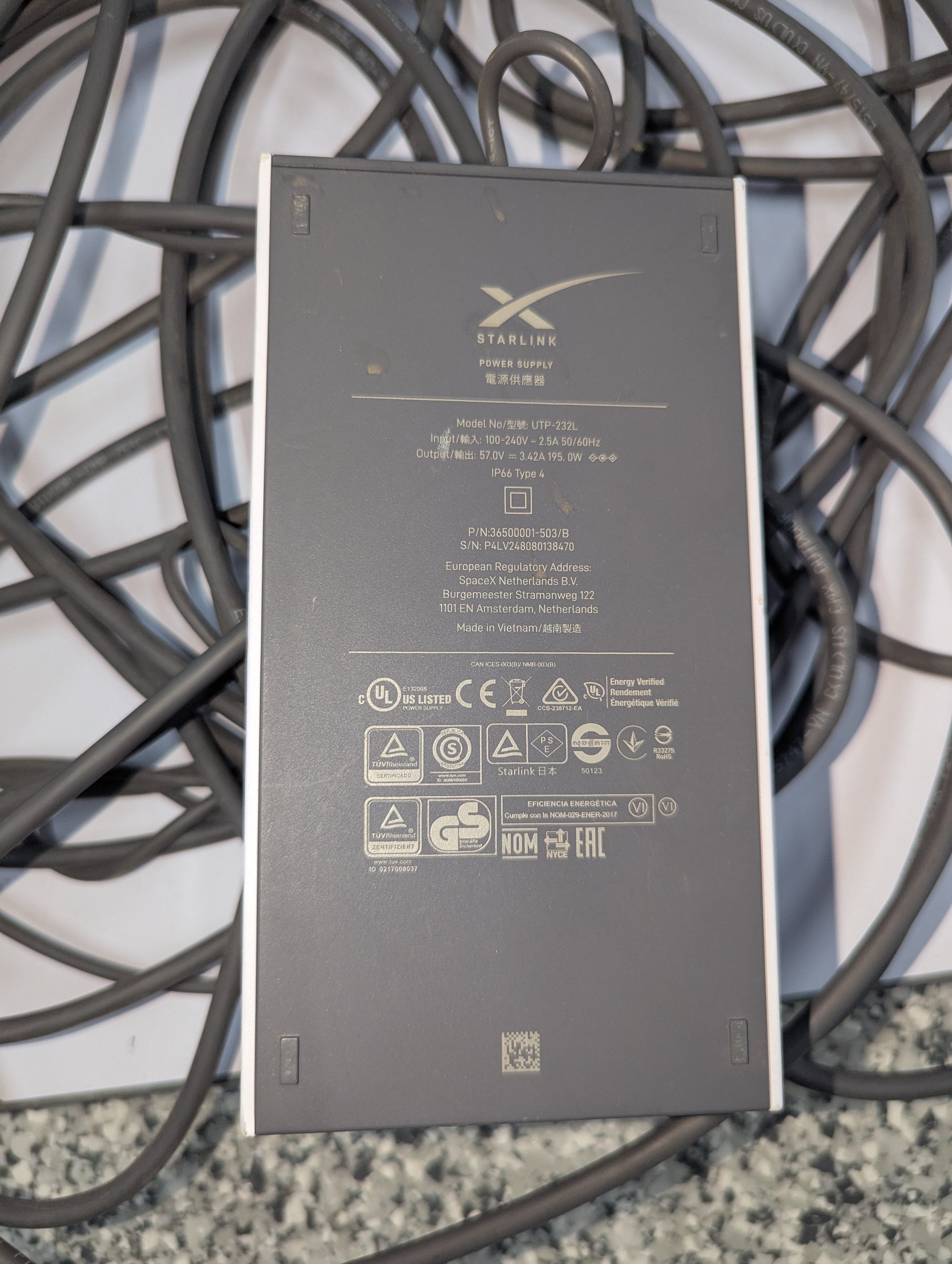 Starlink SpaceX Standard Kit: High-Speed, Low-Latency Internet (Latest Model)