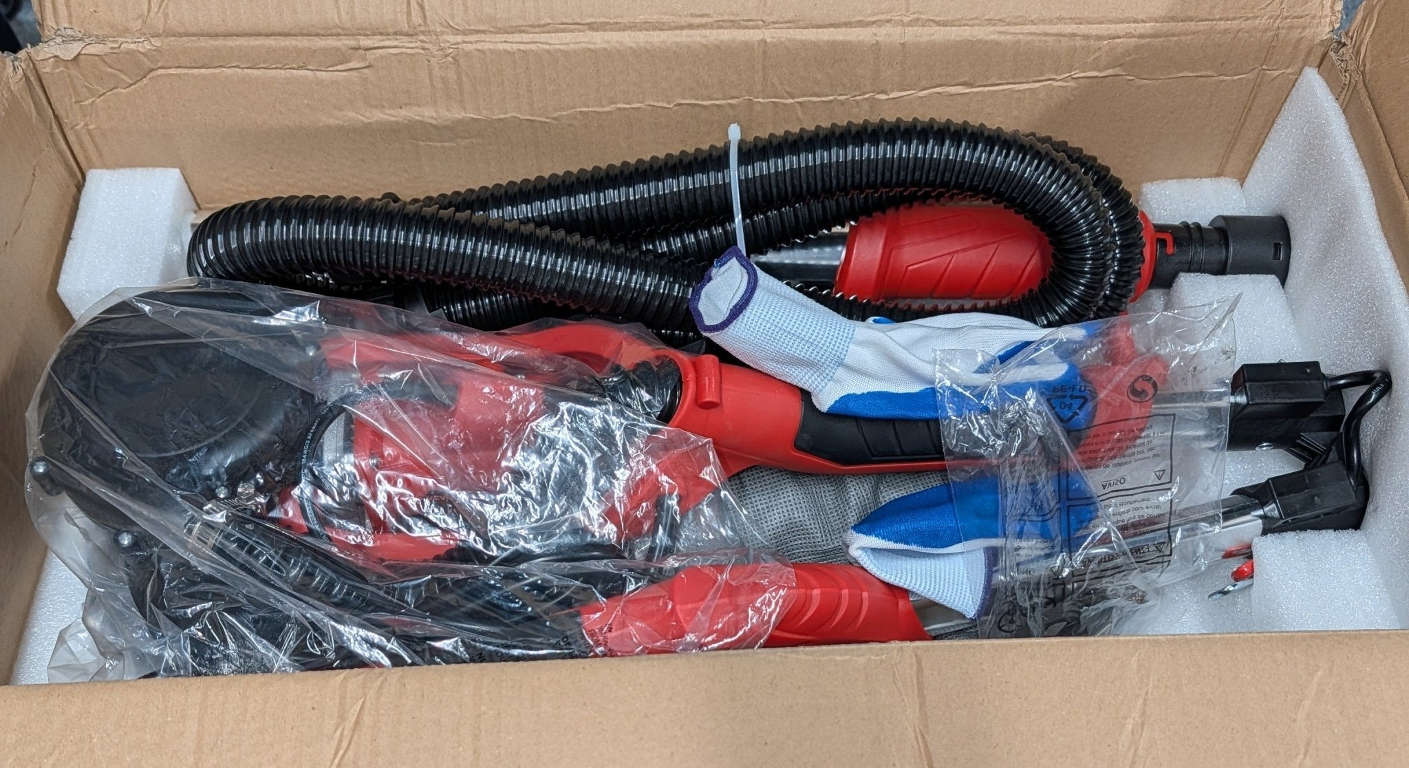 Drywall Sander 850 - Watt Electric Drywall Sander Variable Speed 800 - 1750 RPM Foldable Sheetrock Sander Telescope Handle - Stu's Home Improvement Outlet
