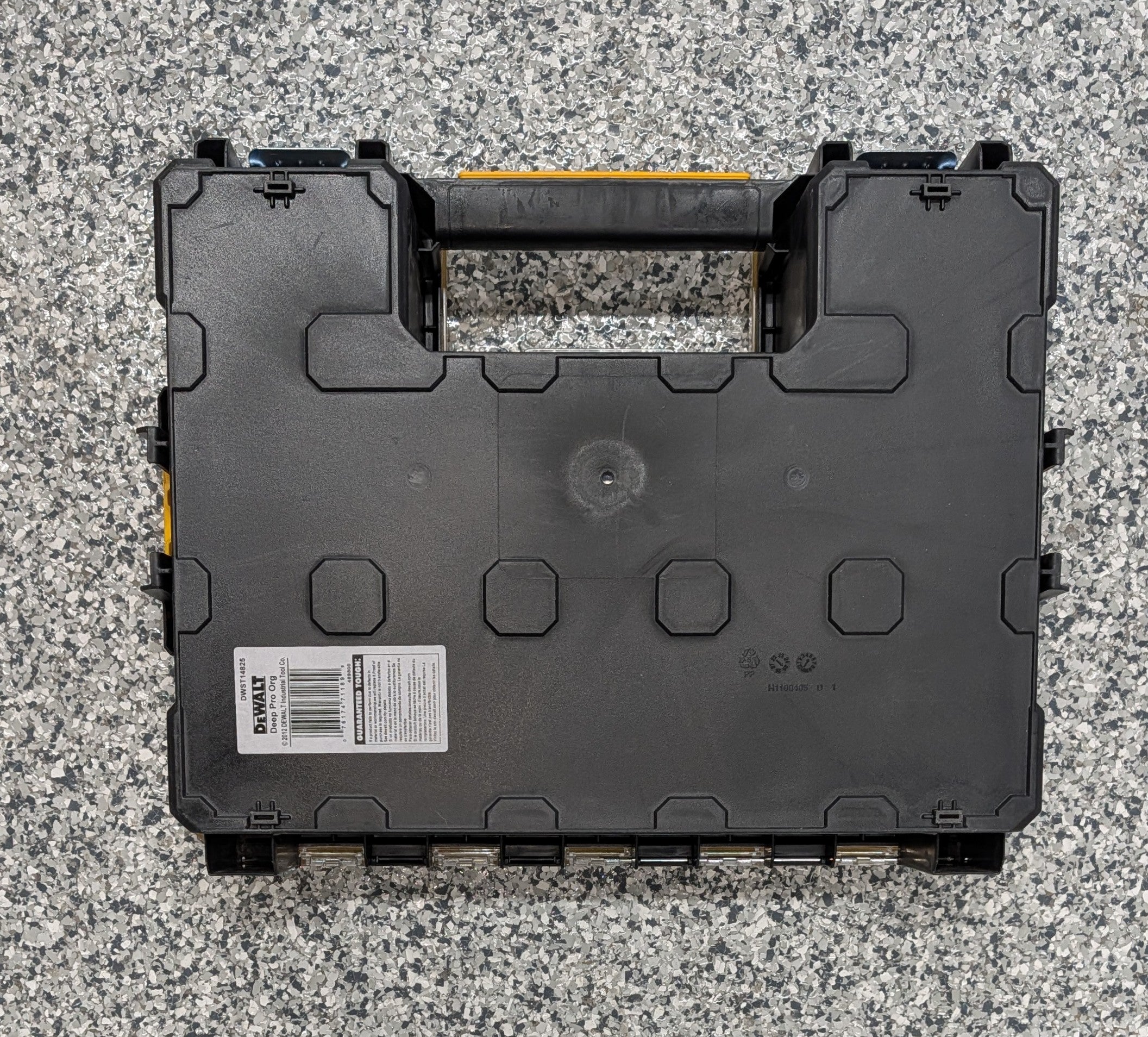 DEWALT Plastic 10-Compartment Deep Pro Small Parts Organizer