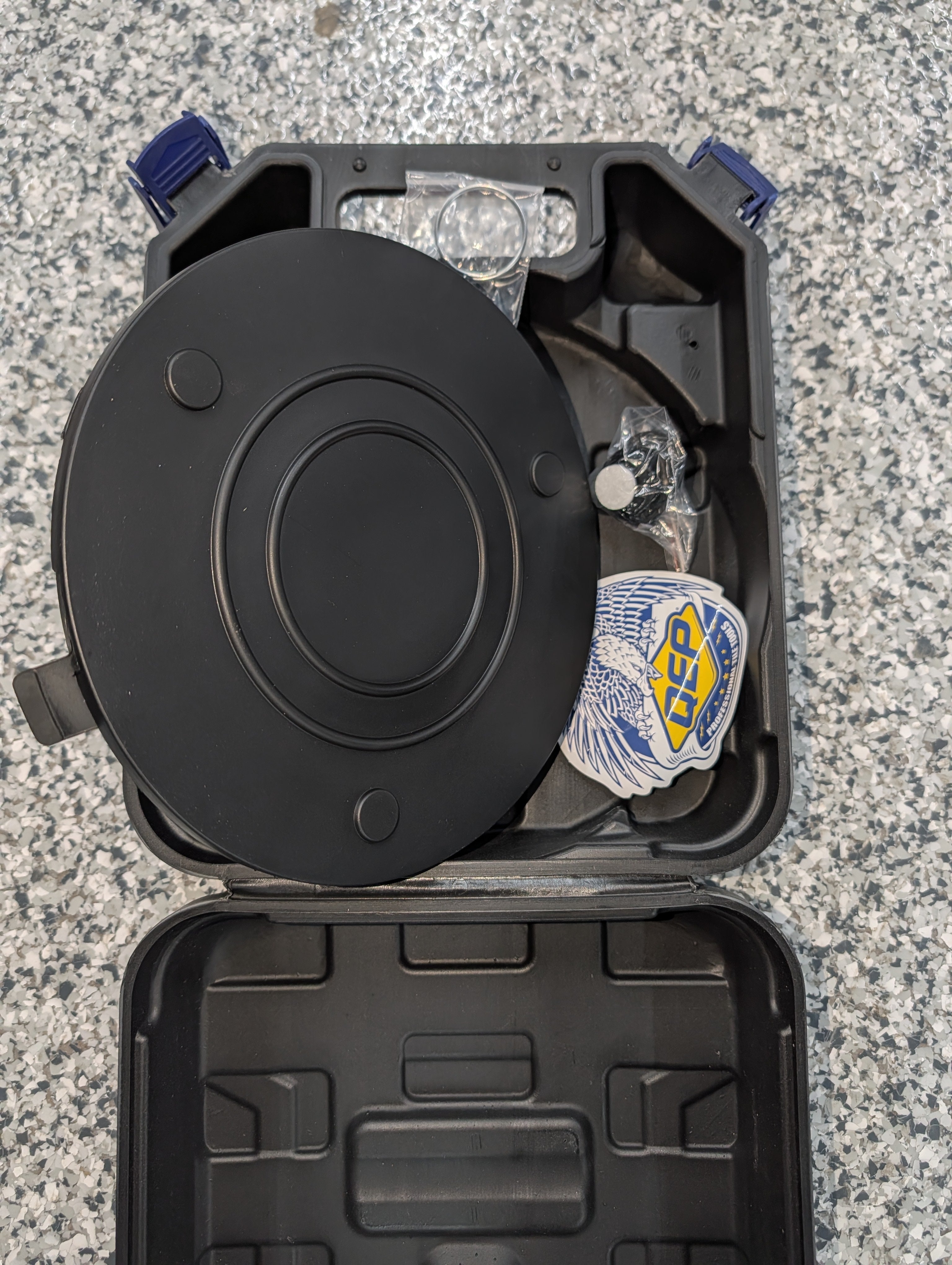 8 in. Vacuum Pump Suction Cup for Large Format Tile, with 242 lb. lifting capacity