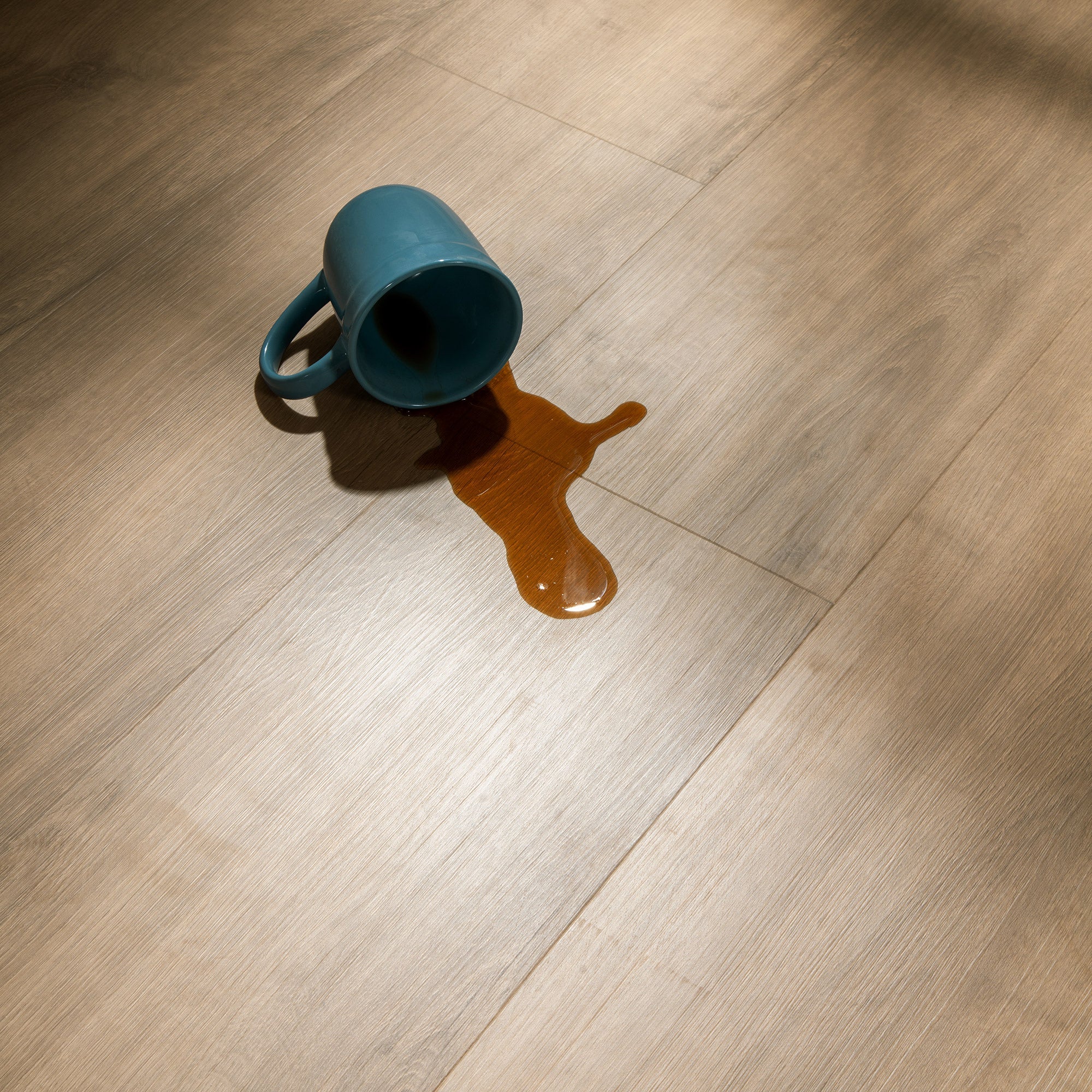 Mohawk Tudor Oak Luxury Plank Flooring(15.65 sq ft/ctn)