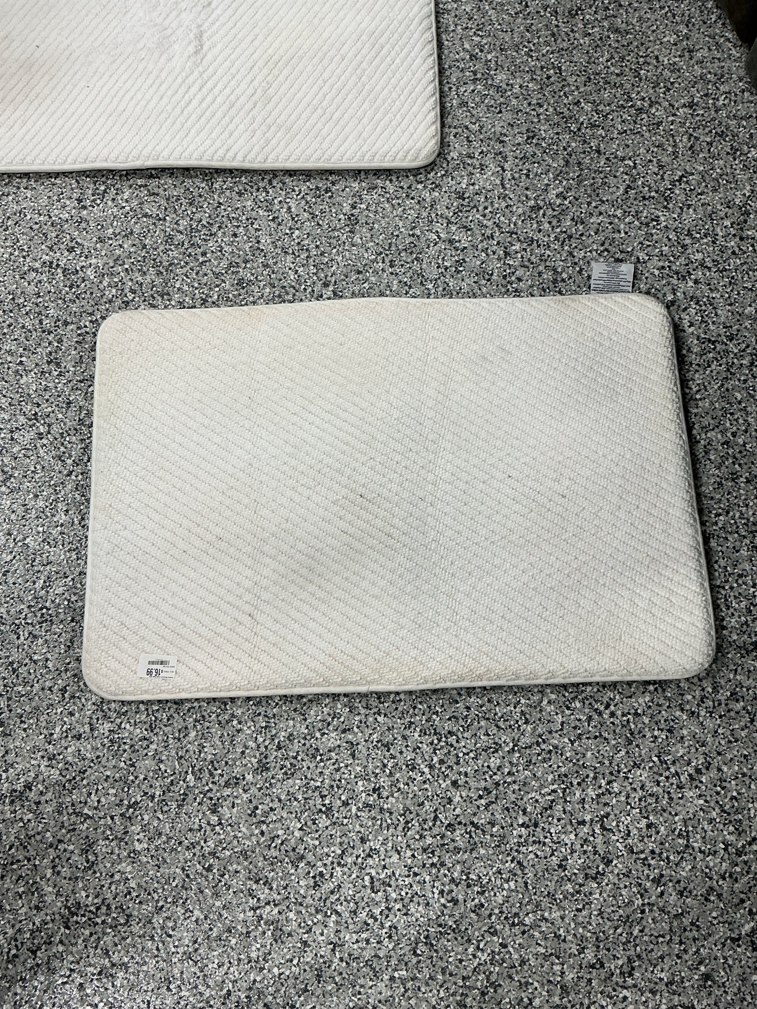 Beaded Memory Foam Bath Mat - Stu's Home Improvement Outlet