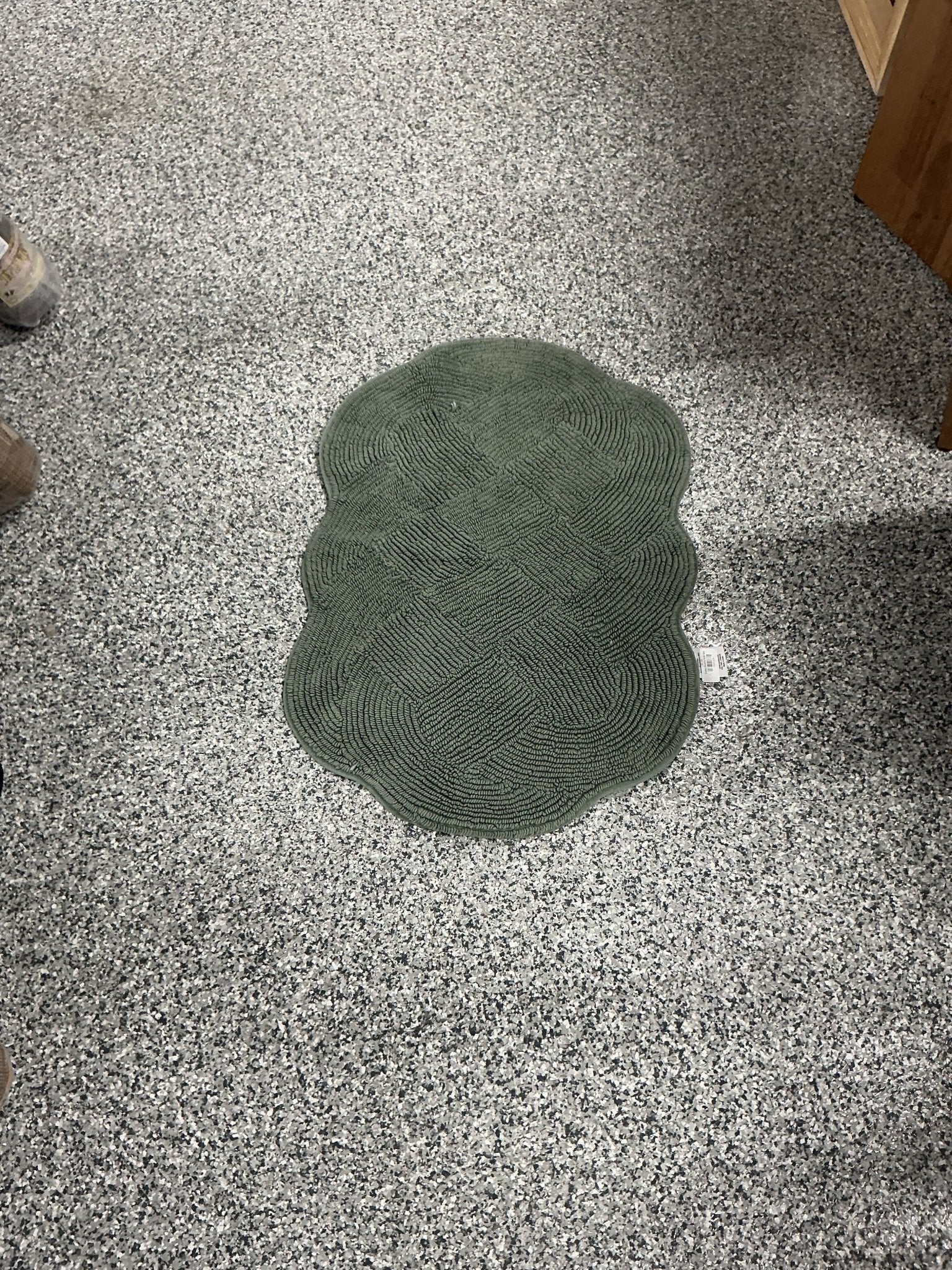 Cotton Scallop Bath Mat - Stu's Home Improvement Outlet