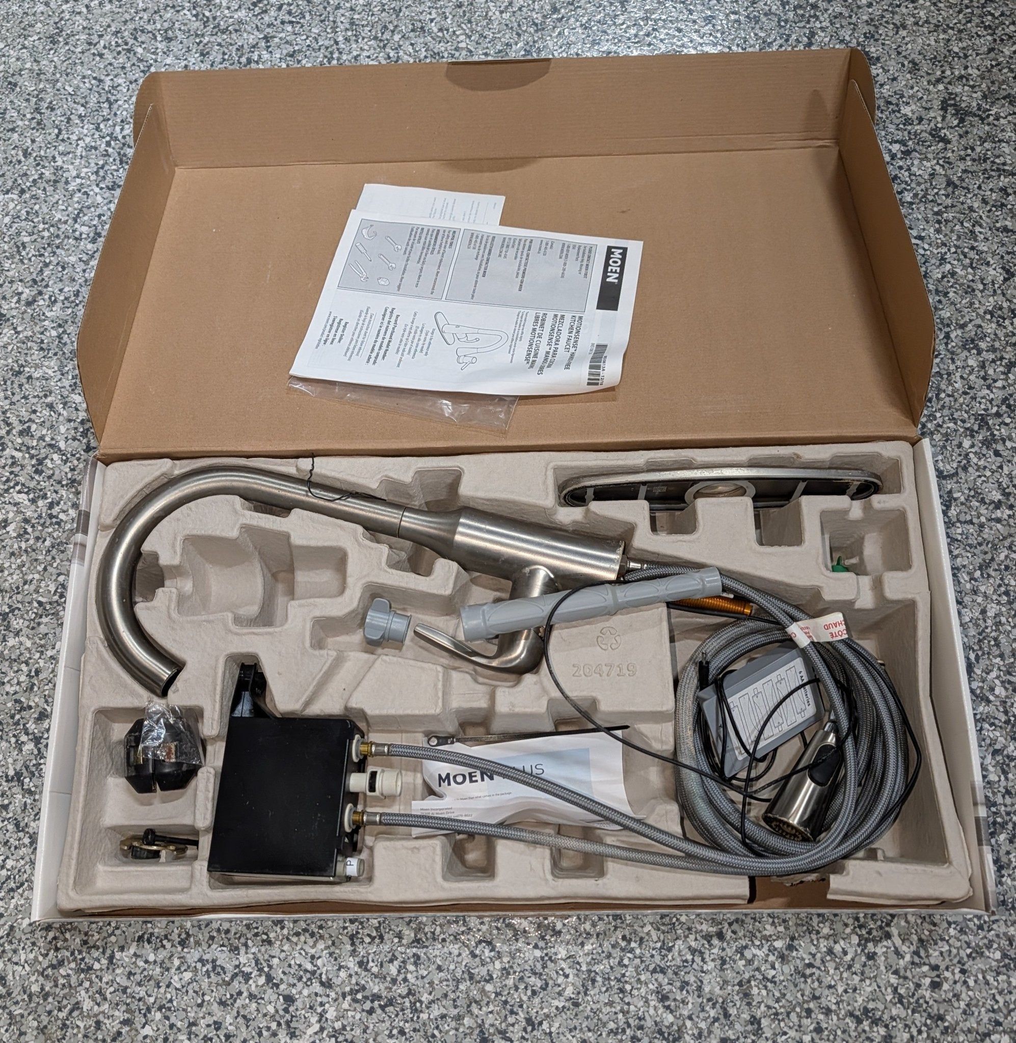Moen Cadia Pulldown Kitchen Faucet - Stu's Home Improvement Outlet