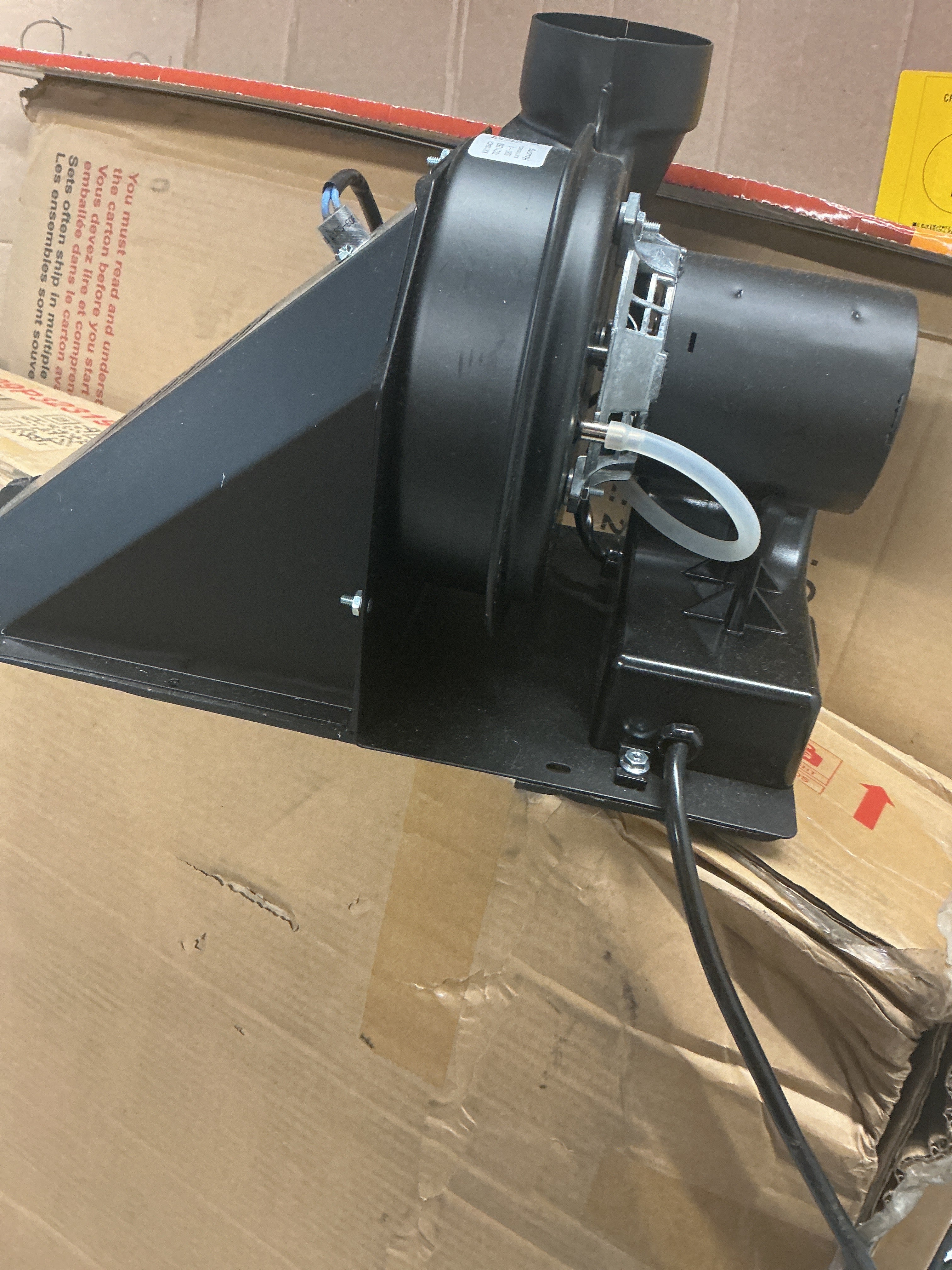 Rheem AP17340-1 Standard Vent Assembly 702112958 U21B Blower Motor Fasco