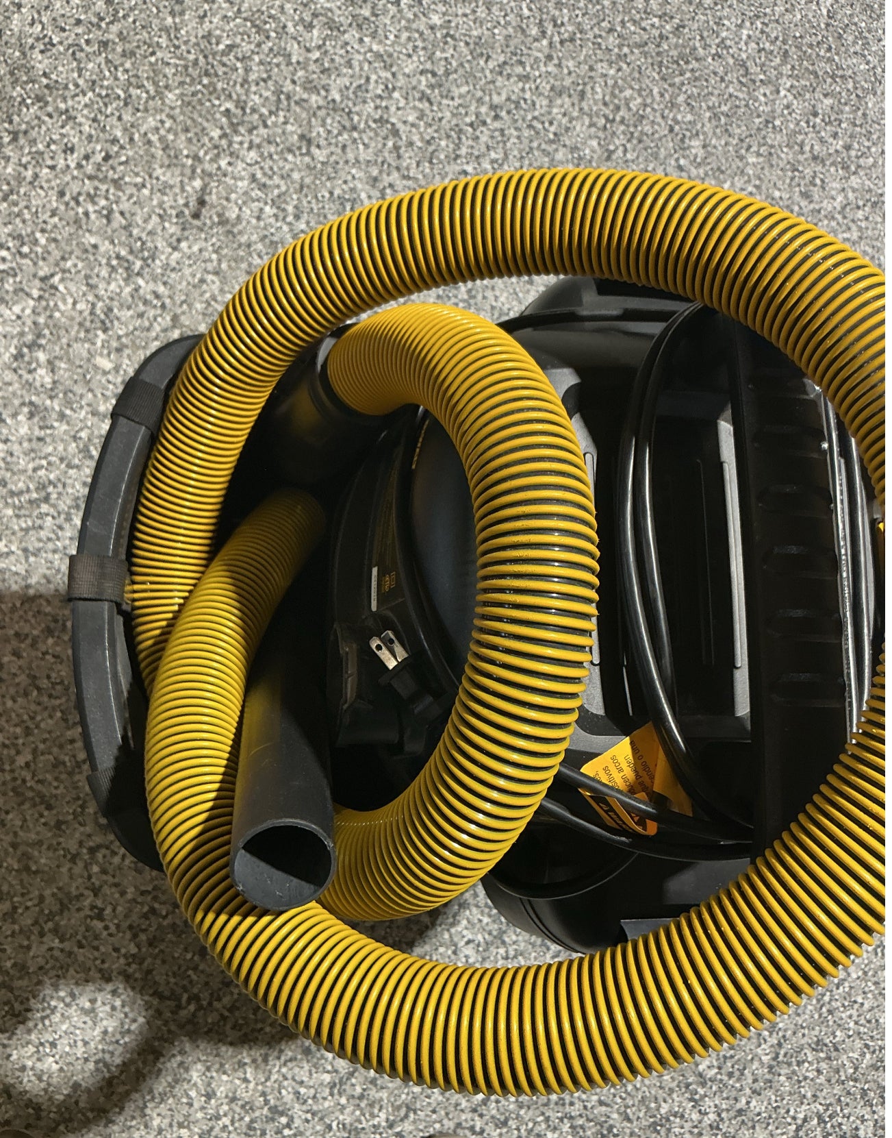 DEWALT 10 Gallon Wet/Dry Vacuum