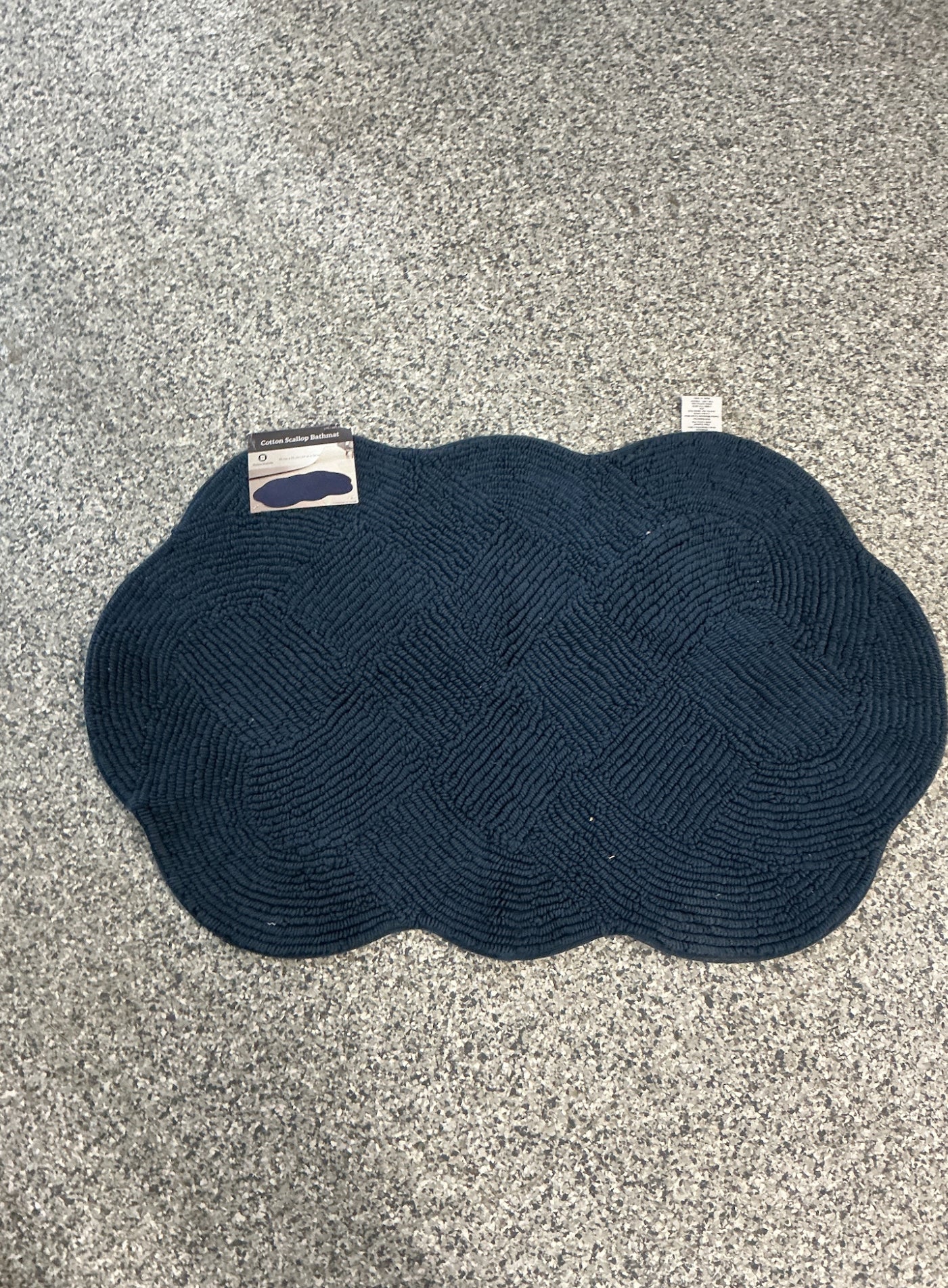 Cotton Scallop Bath Mat - Stu's Home Improvement Outlet