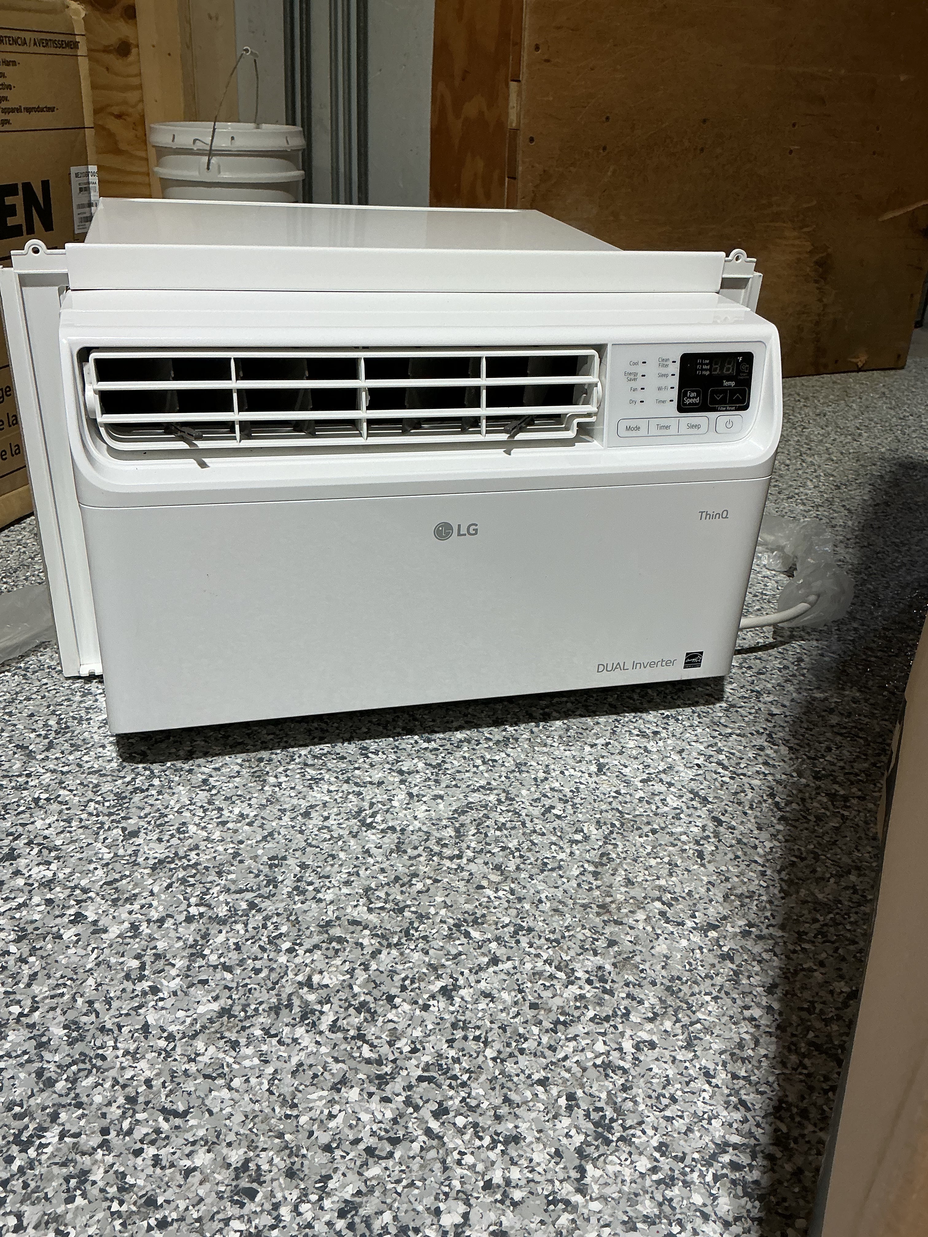 LG 9.5k BTU Dual Inverter Smart Window Air Conditioner
