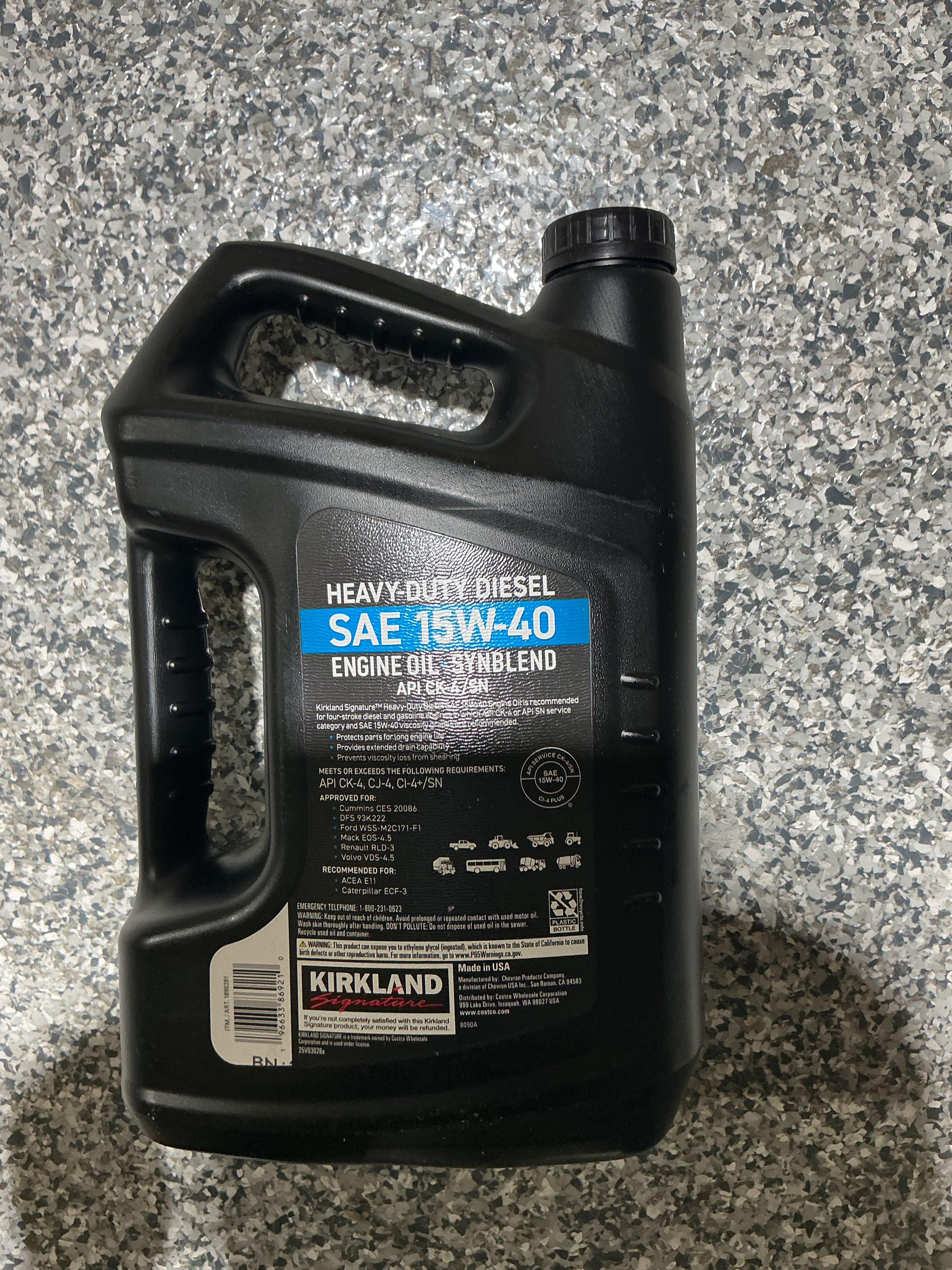 Kirkland Signature Heavy Duty Diesel 15W-40 Synblend Motor Oil – 1 Gallon