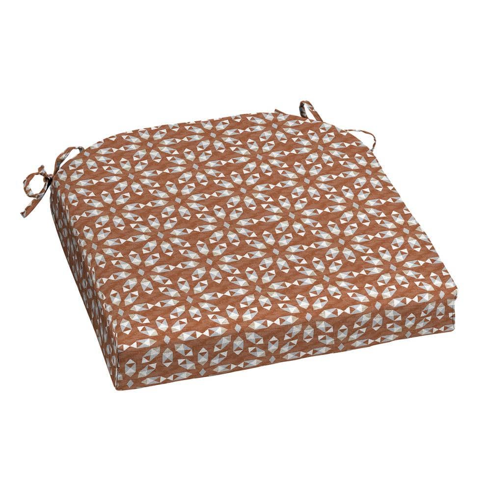 20 in. W x 20 in. D Universal Outdoor Seat Pad in Russet Geo Medallion