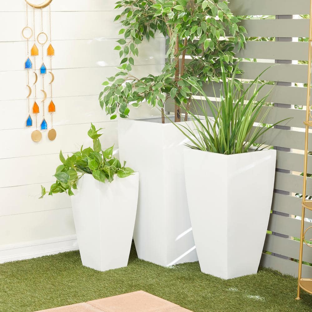 30 in., 25 in., and 20 in. Extra Large White Metal Indoor Outdoor Light Weight Planter with Tapered Base (3 - Pack) - Stu's Home Improvement Outlet